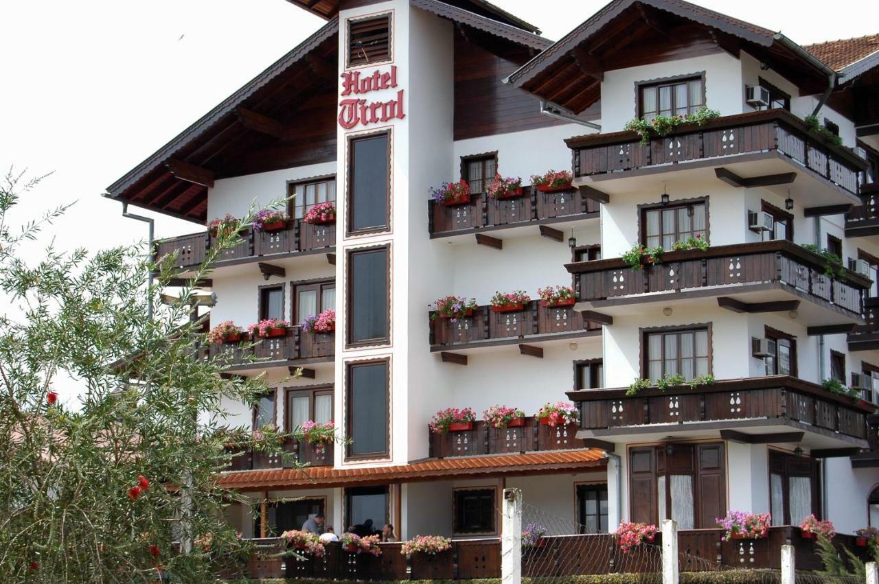 Hotel Tirol Treze Tílias Εξωτερικό φωτογραφία